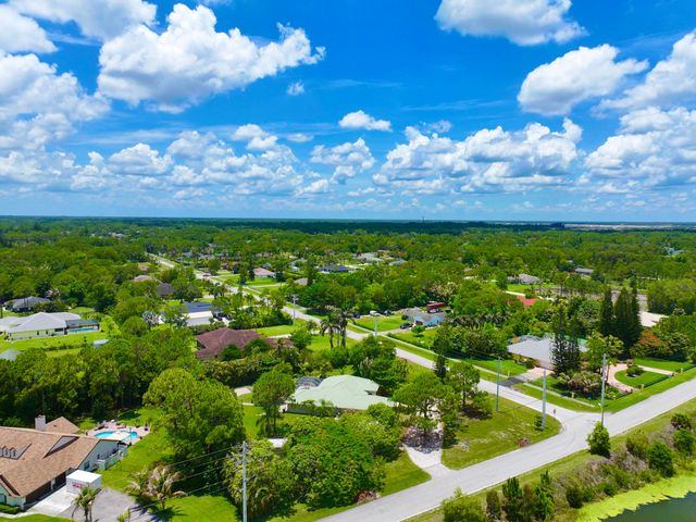 12037 Temple Boulevard, The Acreage, FL 33412