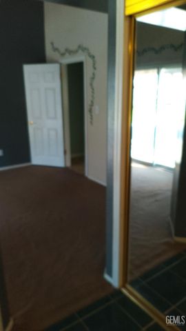 5617 Shadow Stone Street, Bakersfield, CA 93313