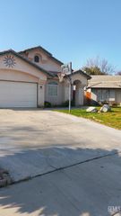 5617 Shadow Stone Street, Bakersfield, CA 93313