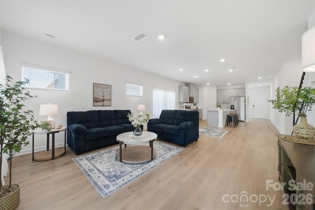2082 Sunflower Circle, Newton, NC 28658