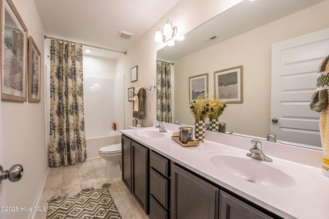 35 Oak Meadow Lane, Angier, NC 27501