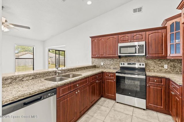 2671 SW Union Terrace, Port St. Lucie, FL 34953