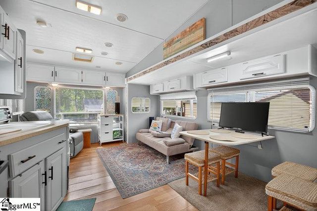 421 Newbury Circle, Westminster, SC 29693