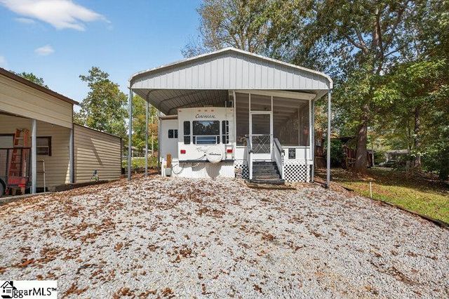 421 Newbury Circle, Westminster, SC 29693