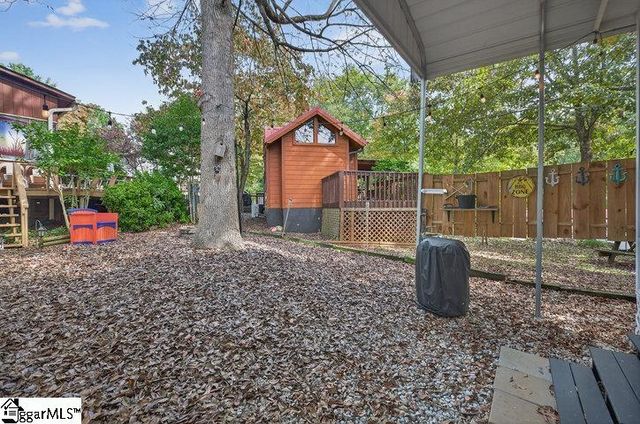 421 Newbury Circle, Westminster, SC 29693