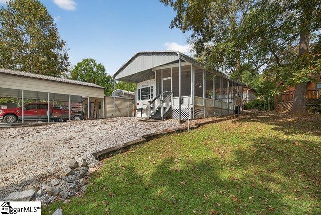 421 Newbury Circle, Westminster, SC 29693