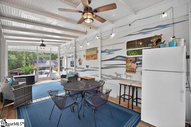 421 Newbury Circle, Westminster, SC 29693