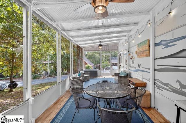 421 Newbury Circle, Westminster, SC 29693