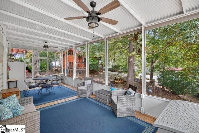 421 Newbury Circle, Westminster, SC 29693