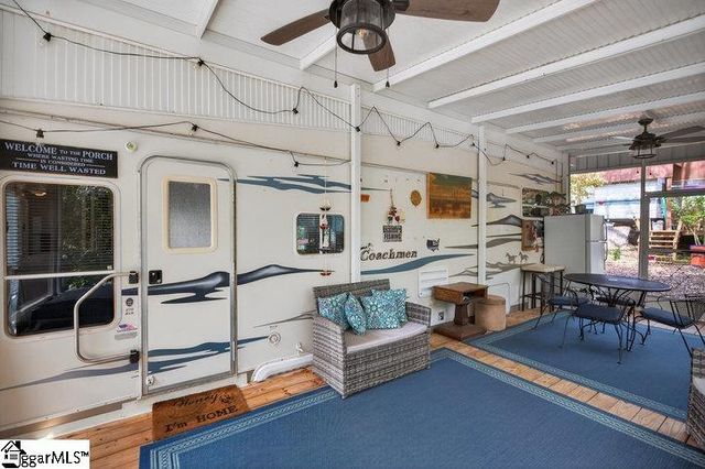 421 Newbury Circle, Westminster, SC 29693