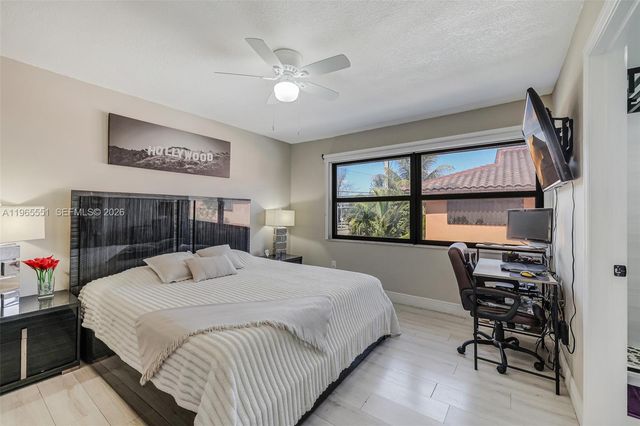 6410 W 27th Ln 101-19, Hialeah, FL 33016