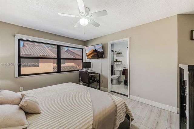 6410 W 27th Ln 101-19, Hialeah, FL 33016