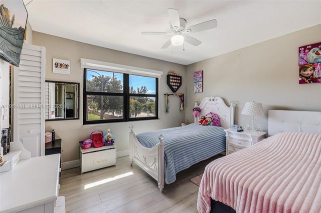 6410 W 27th Ln 101-19, Hialeah, FL 33016