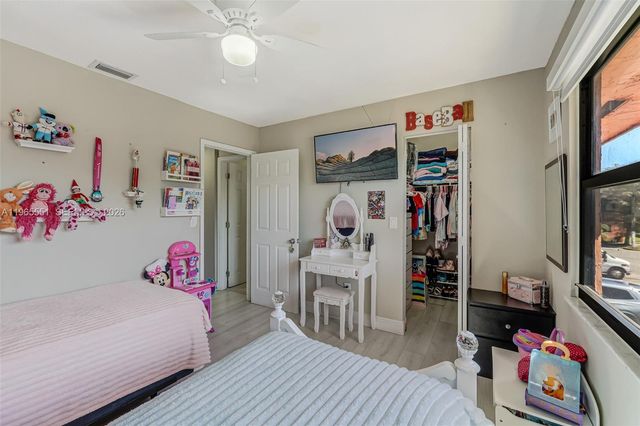 6410 W 27th Ln 101-19, Hialeah, FL 33016