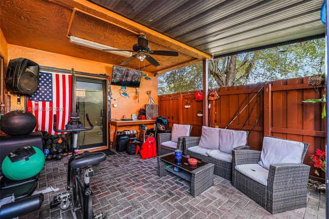 6410 W 27th Ln 101-19, Hialeah, FL 33016