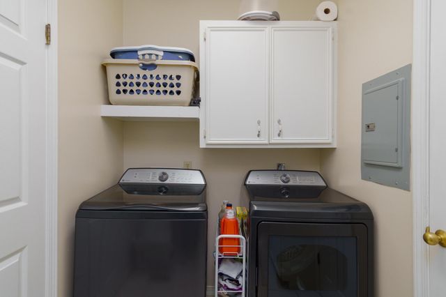 123 Dogwood Dr., Hattiesburg, MS 39402