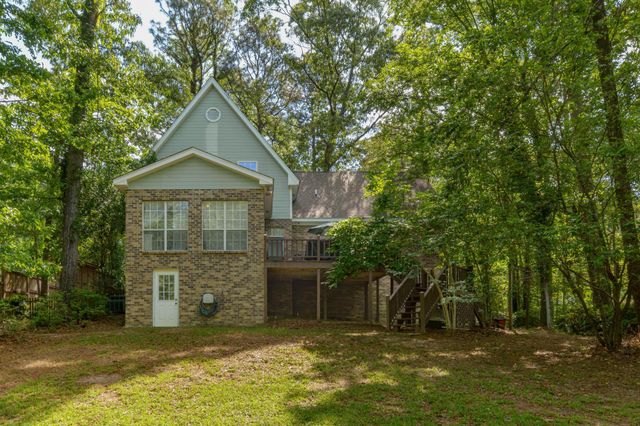 123 Dogwood Dr., Hattiesburg, MS 39402
