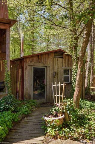 7198 Spring Hill Road, Lewisville, NC 27023