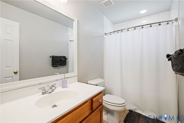 3143 Maidens Rd, Powhatan, VA 23139