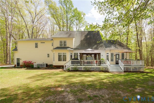 3143 Maidens Rd, Powhatan, VA 23139
