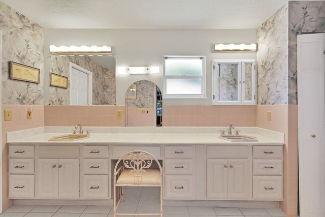 8145 133rd Place, Sebastian, FL 32958