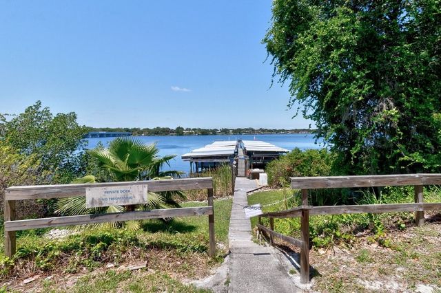 8145 133rd Place, Sebastian, FL 32958