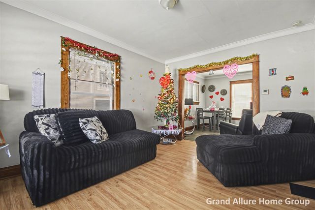 1737 Madison Avenue, Grand Rapids, MI 49507