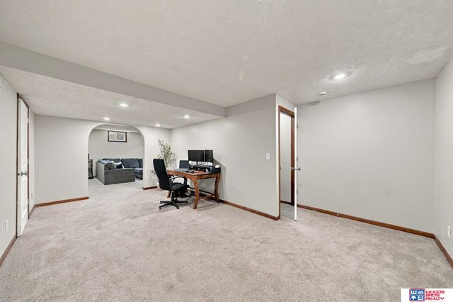1212 Garden Valley Road, Lincoln, NE 68521