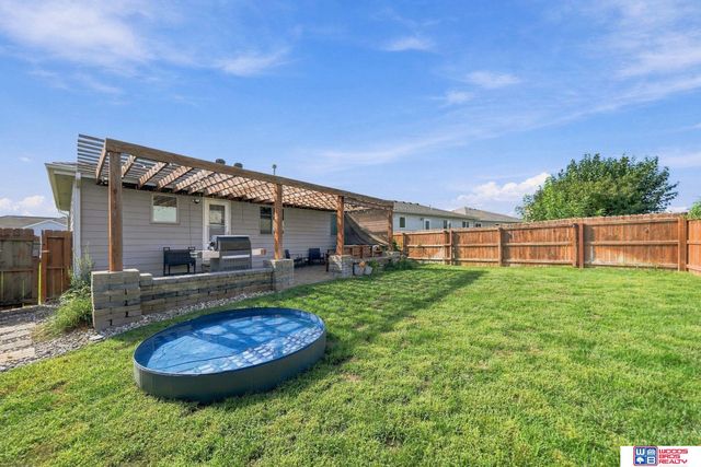 1212 Garden Valley Road, Lincoln, NE 68521