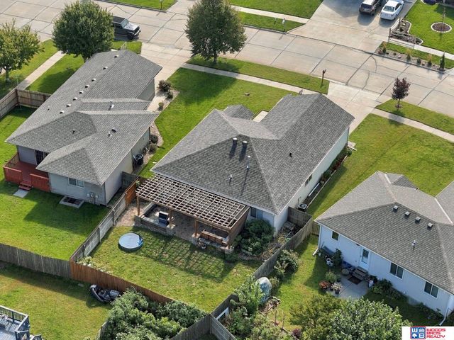 1212 Garden Valley Road, Lincoln, NE 68521