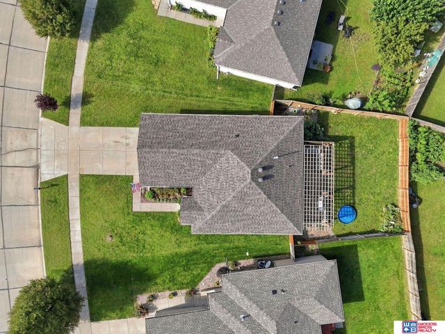 1212 Garden Valley Road, Lincoln, NE 68521
