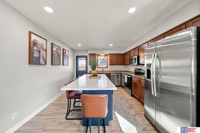 1212 Garden Valley Road, Lincoln, NE 68521
