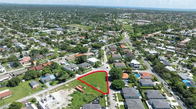 9800 SW 213th St, Cutler Bay, FL 33189