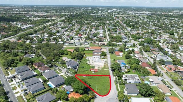 9800 SW 213th St, Cutler Bay, FL 33189