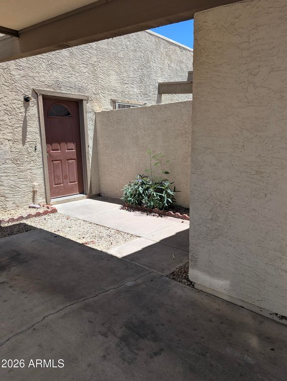 2409 W CAMPBELL Avenue 18, Phoenix, AZ 85015
