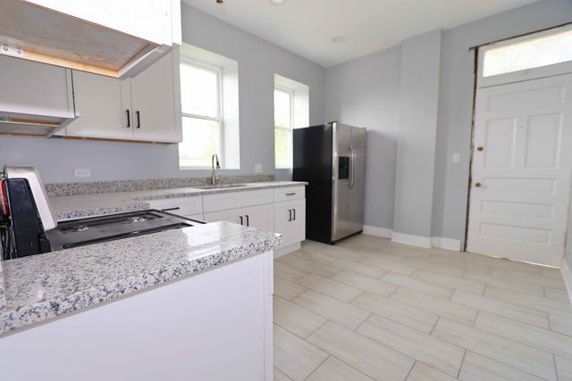 2858 S Saint Louis Avenue 3, Chicago, IL 60623