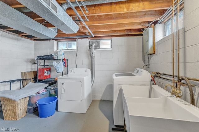 1718 Marietta Avenue, Parma, OH 44134