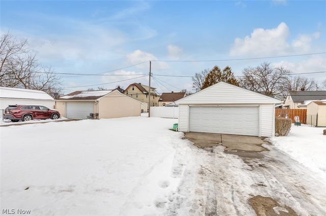 1718 Marietta Avenue, Parma, OH 44134