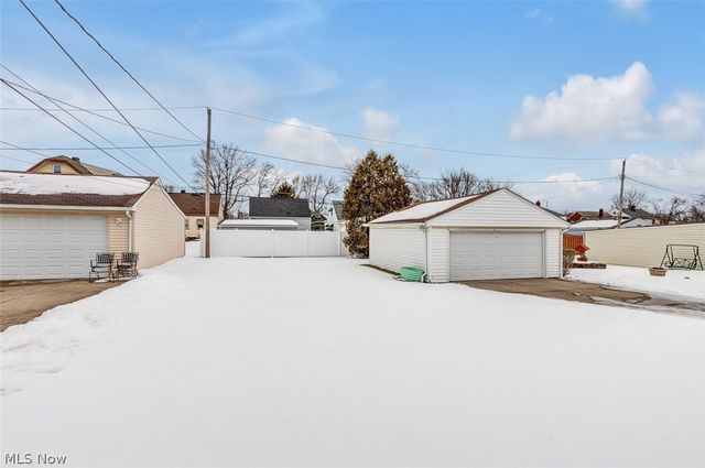 1718 Marietta Avenue, Parma, OH 44134