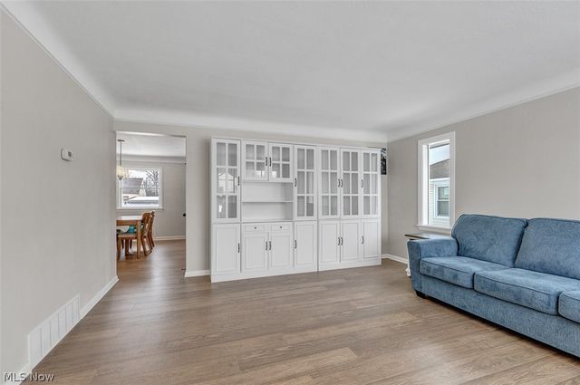 1718 Marietta Avenue, Parma, OH 44134