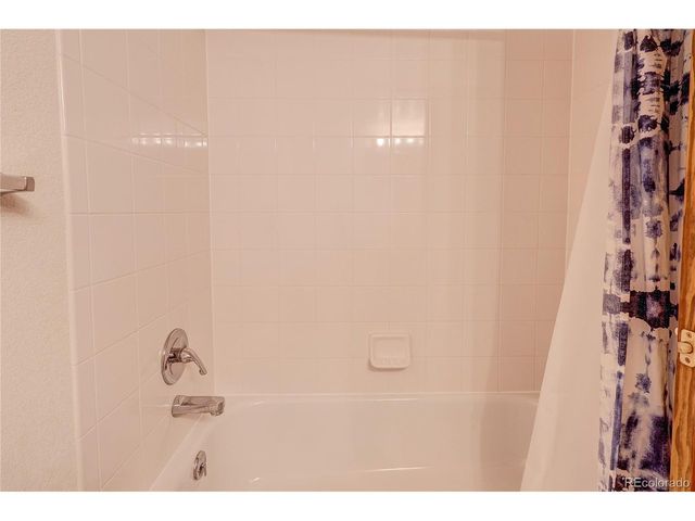 8256 W Clifton Ave, Littleton, CO 80128