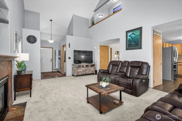 17708 Topper Court, Arlington, WA 98223