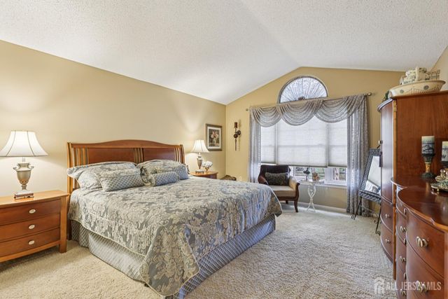 304 Waxwing Drive, Monroe, NJ 08831