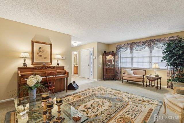 304 Waxwing Drive, Monroe, NJ 08831