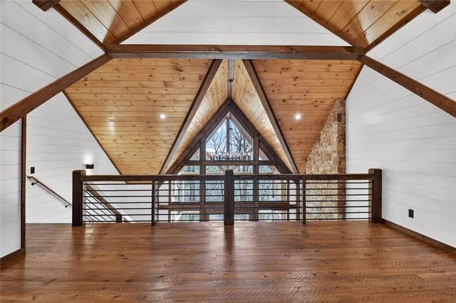 142 Red Oak Trail, Ellijay, GA 30540