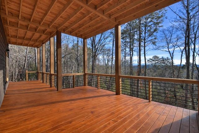 142 Red Oak Trail, Ellijay, GA 30540