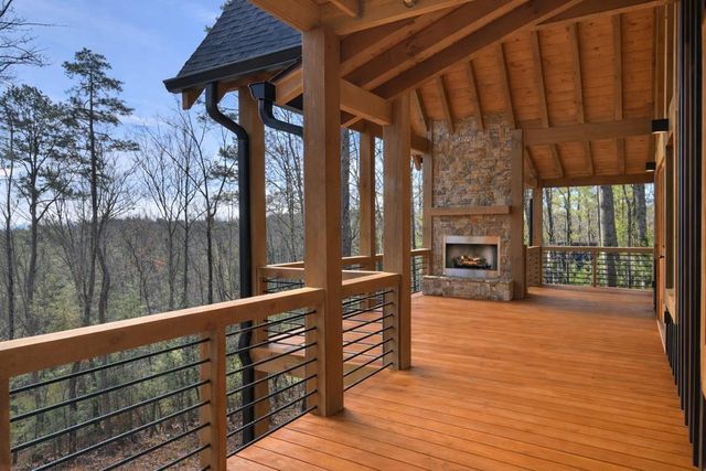 142 Red Oak Trail, Ellijay, GA 30540