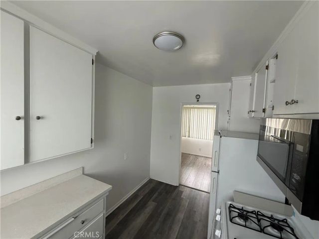 423 S Le Doux Rd 10, Los Angeles, CA 90048