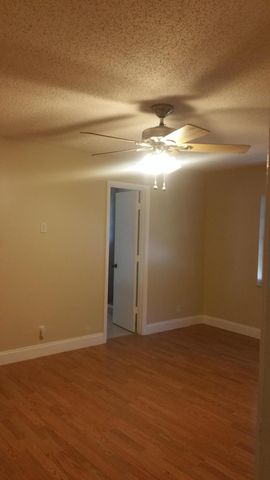 22447 SW 56th Avenue, Boca Raton, FL 33433