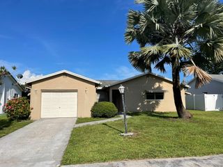 22447 SW 56th Avenue, Boca Raton, FL 33433